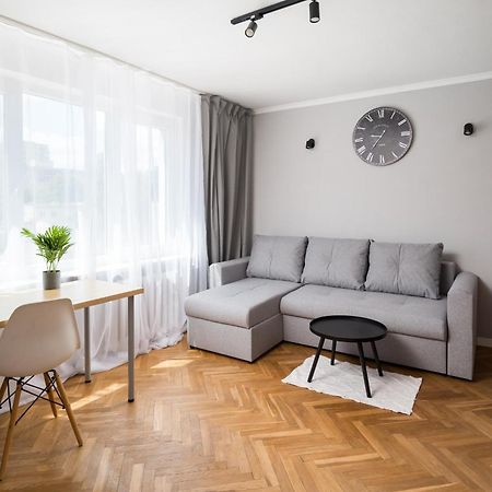 Karmelicka Pleasant Studio Варшава Экстерьер фото